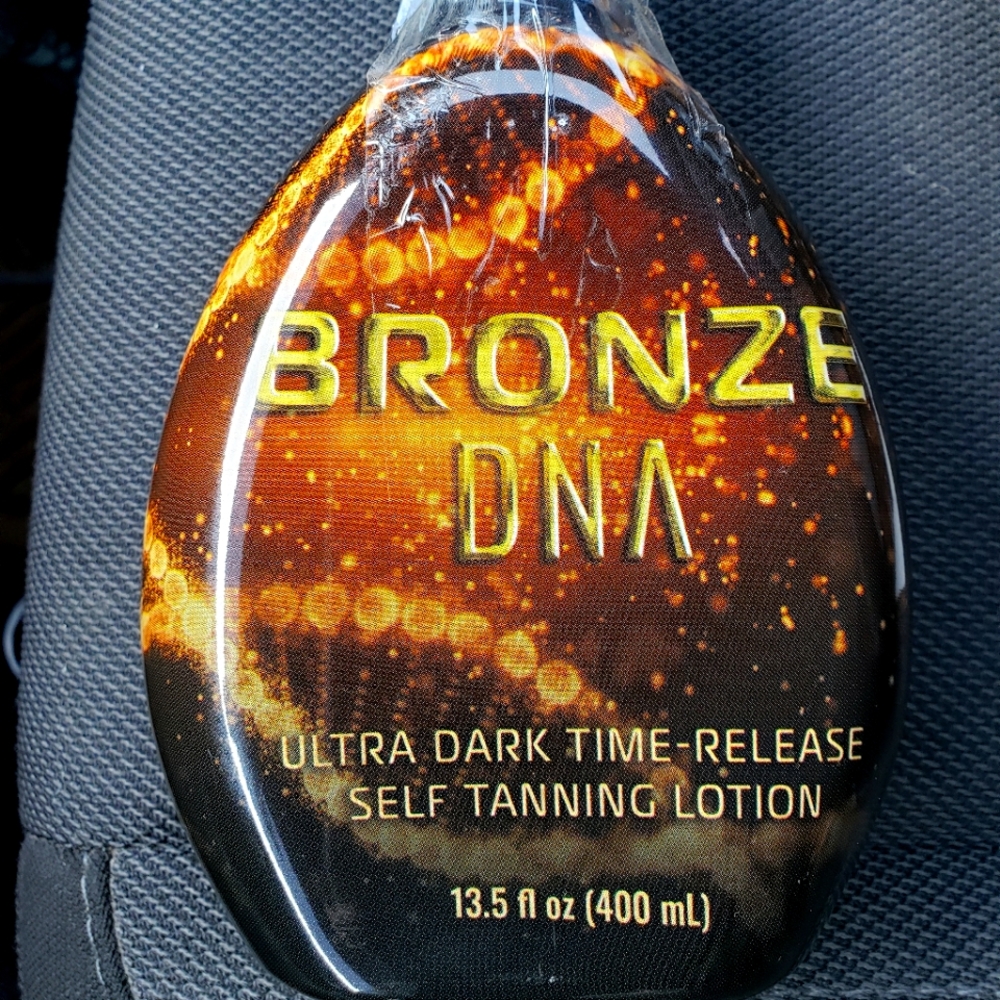 Bronze DNA tanning lotion- NEW